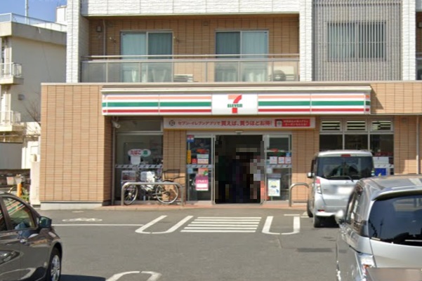 セブンイレブン習志野奏の杜南店 500m 徒歩7分