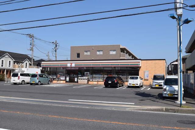 セブン-イレブン佐倉上座店 260m 徒歩4分