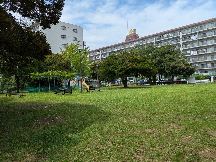 西之葦公園 230m 徒歩3分
