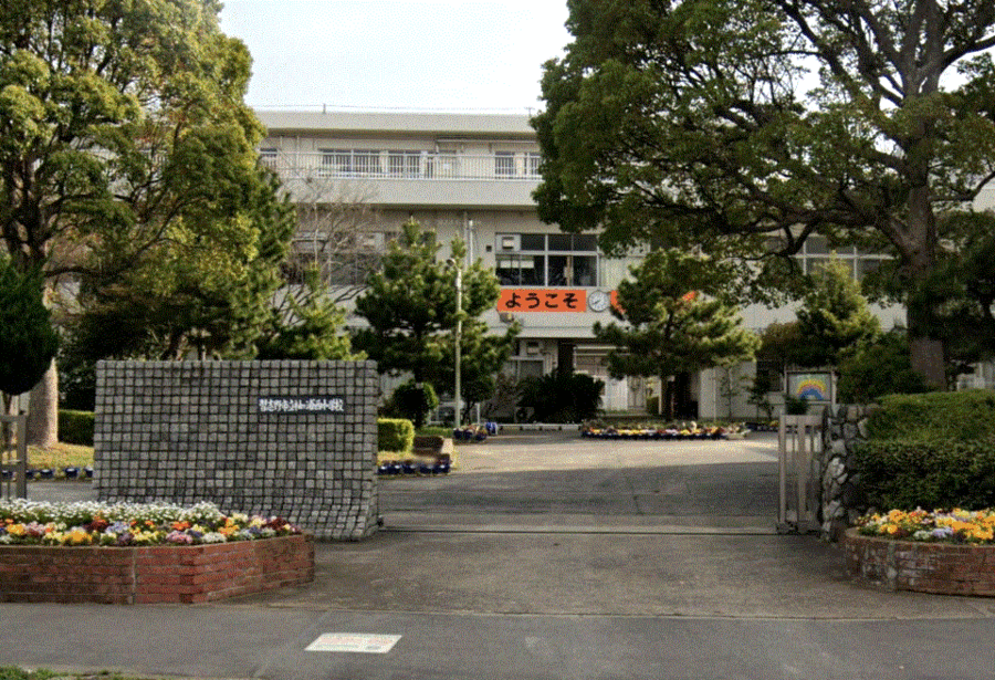 習志野市立袖ケ浦西小学校 170m 徒歩3分