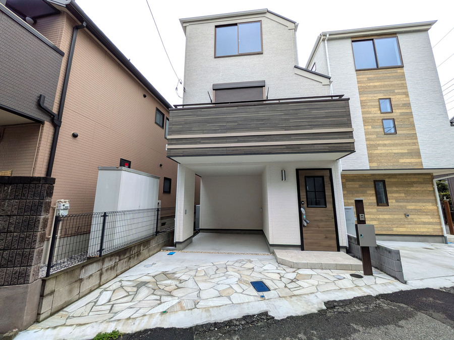 新築分譲住宅全２棟２号棟　3階建ての2SLDK　